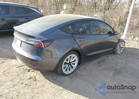 2021 Tesla Model 3 Long Range Dual Motor All-Wheel Drive z USA, uszkodzony, nr VIN 5YJ3E1EB2MF936045
